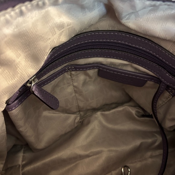 Michael Michael Kors Lavender Shoulder Bag Phone Case with Silver Hardware - Picture 5 of 6